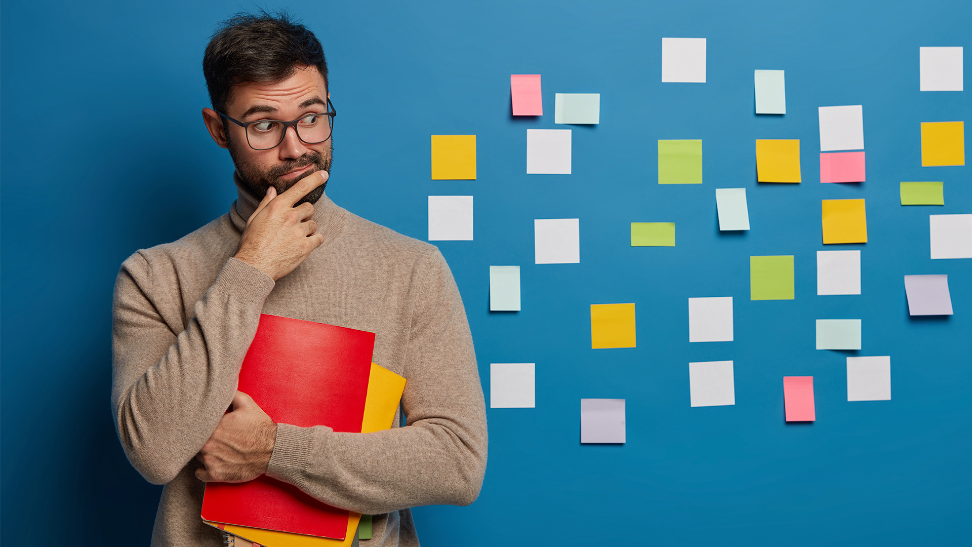Leia mais sobre o artigo Backlog infinito: por que grandes empresas não conseguem acelerar a entrega de software interno? 
